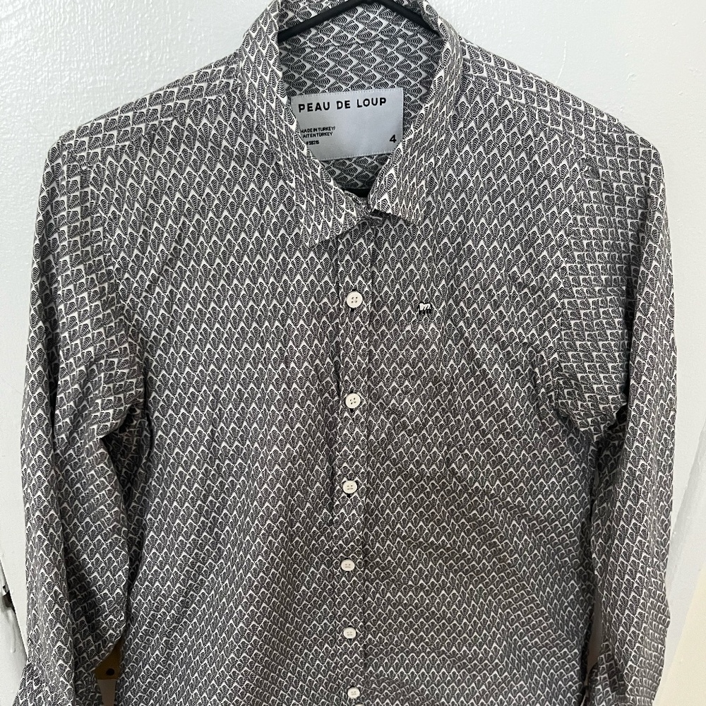 Peau De Loup Button Down